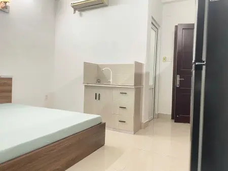 Phòng Như Hình Ban Công 3Tr8 - 4Tr2 Âu Cơ Lũy Bán Bích
