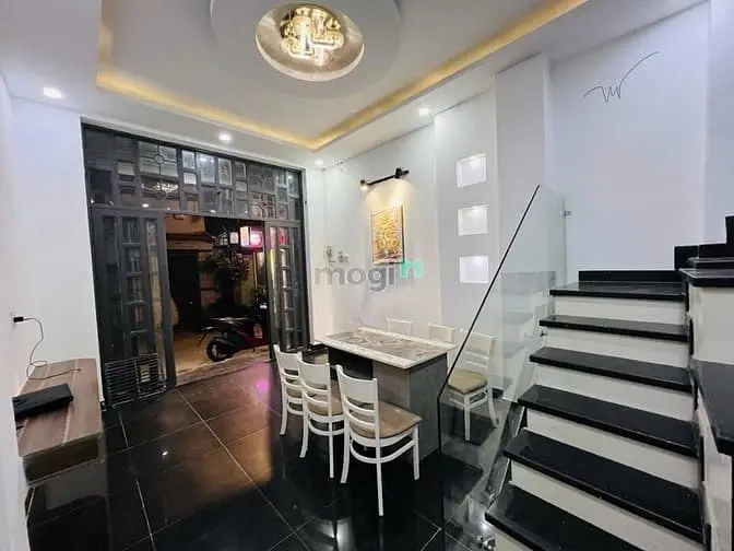 Bán Nhà Nguyễn Xí- Hẻm Ô Tô- Full Nội Thất- Dòng Tiền Ổn Định- Giá Nhỉ