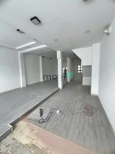 Cho Thuê Nhà Mặt Tiền Đinh Tiên Hoàng - Vị Trí Kinh Doanh Siêu Đắc
