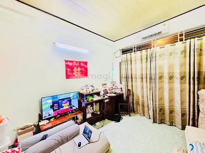 Bán Chia Tài Sản 4X11M - Hxh - Gần Chợ Hòa Hưng - Cmt8 - P13-Q10