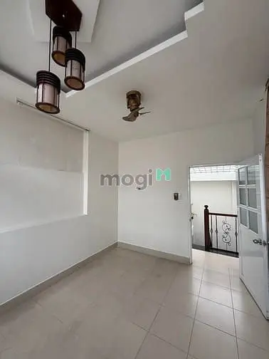 [Quận 10] Bán Nhà Đẹp Trung Tâm - 4 Tầng Btct - Gần Cmt8 - Chỉ 6.3 Tỷ