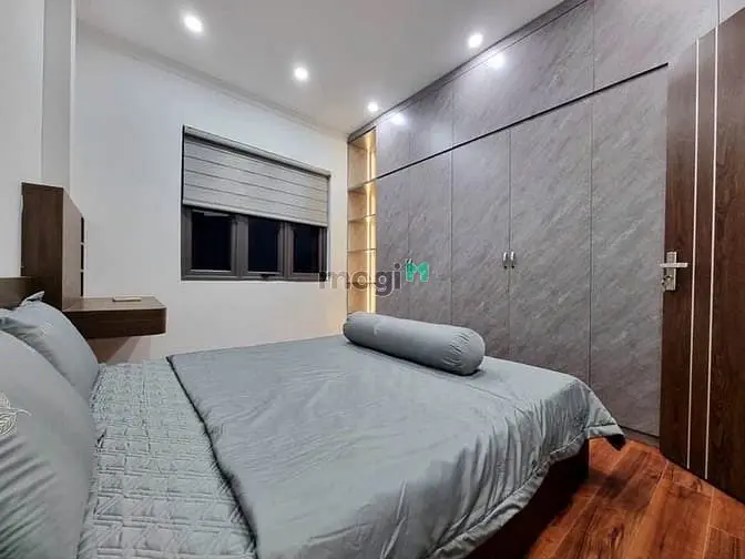 Bán Nhà Hà Đông Phố Nguyễn Văn Lộc, 11.6 Tỷ, 28M2, Vỉa Hè, Ô Tô Tránh