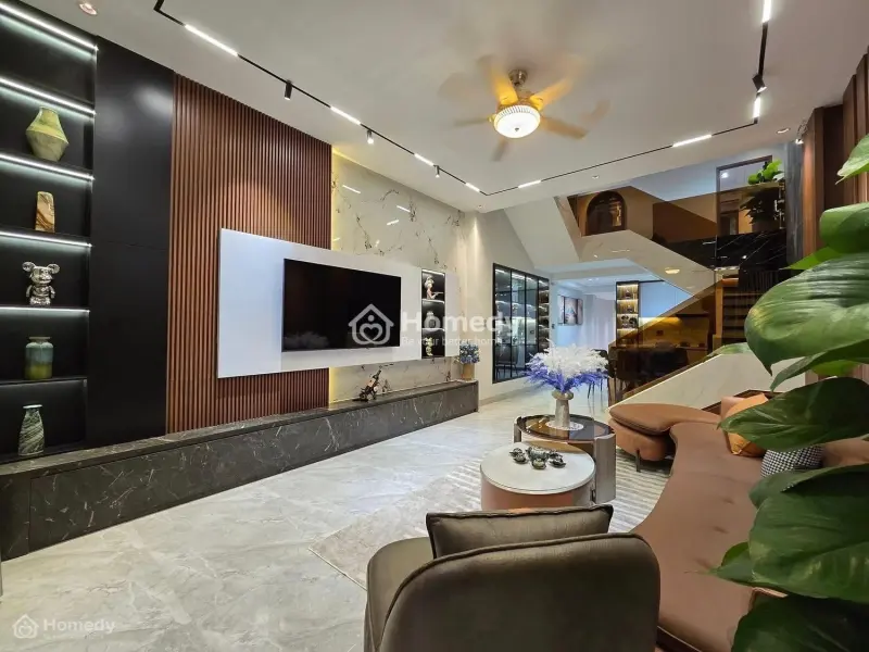 6064746 ảnh đại diện 1