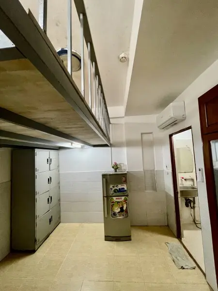 Phòng Gác Rộng Đẹp - Full Nội Thất - Gần Ngay Mặt Đường Dương Quảng Hàm