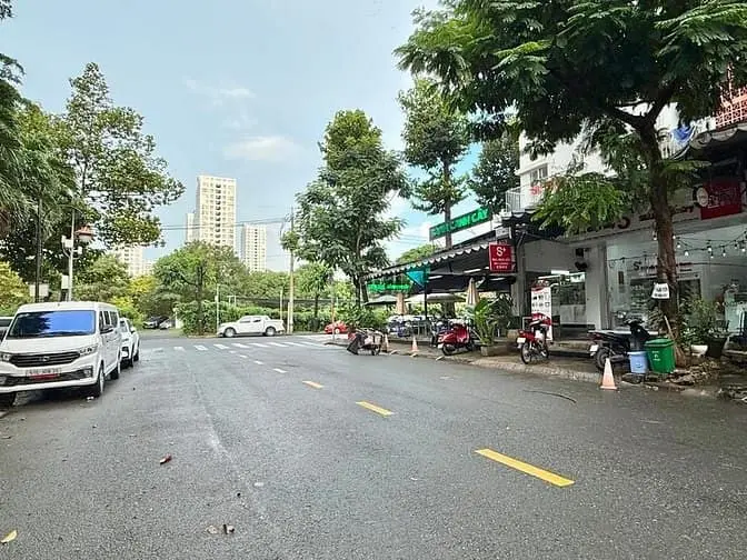 Shop Khu Hưng Vượng, Đường Số 6, Phú Mỹ Hưng Giá Thuê Rẻ 29 Triệu/Th