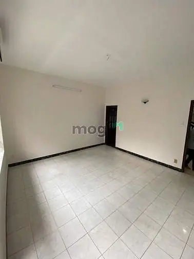 22.8 Tỷ! Bán Mặt Tiền Ngay Trường Sơn - 5X18.5M - 456M2 - Hầm 5 Tầng