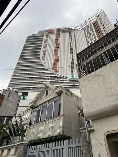 60 Tỷ! Bán Góc 2Mt Hẻm Ngay Đại Học Hồng Bàng, Bình Thạnh - 26X9M - 3T