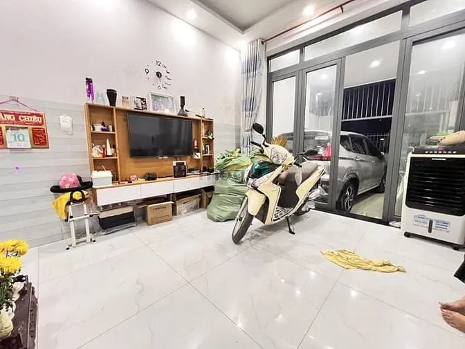 Bán Nhà Mới - Đường Số 11 - Linh Xuân - Thủ Đức - Xe Tải Ngủ Trong Nhà