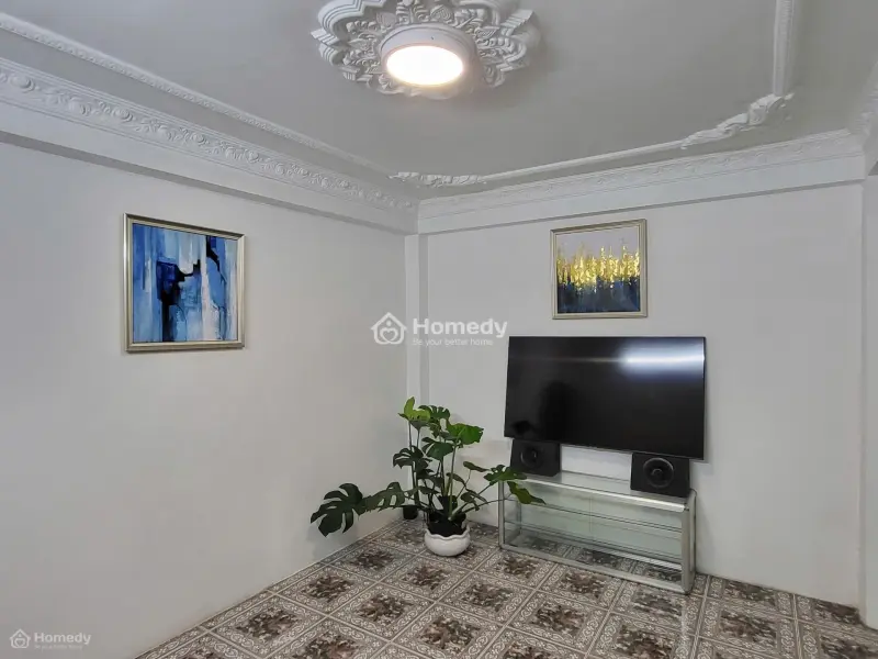 Bán Căn Nhà Hiếm Có Tại Quận 4 - Mất 1 Phút Qua Quận 1 - Vị Trí Vàng, Tiện Ích Đỉnh Cao!