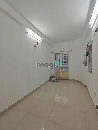 Căn Góc Trống, (3X10M 2L St), 124/4A Lê Thị Bạch Cát Q11