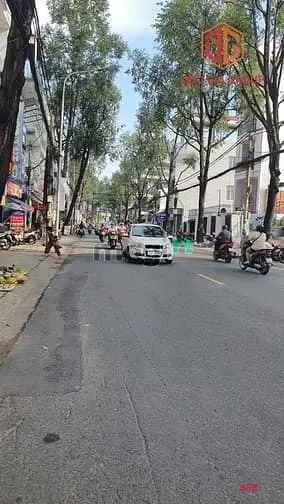 6064977 ảnh đại diện 1