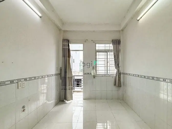 Bán Nhà Đẹp 5 Tầng - 43M2 -Ngay Uỷ Ban Phường Diên Hồng - Q10