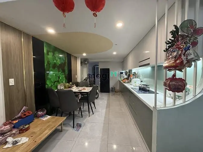 Hẻm Xe Tải Gần Đầm Sen Nhà Đẹp 99M2 Chỉ 11.4 Tỷ Thương Lượng