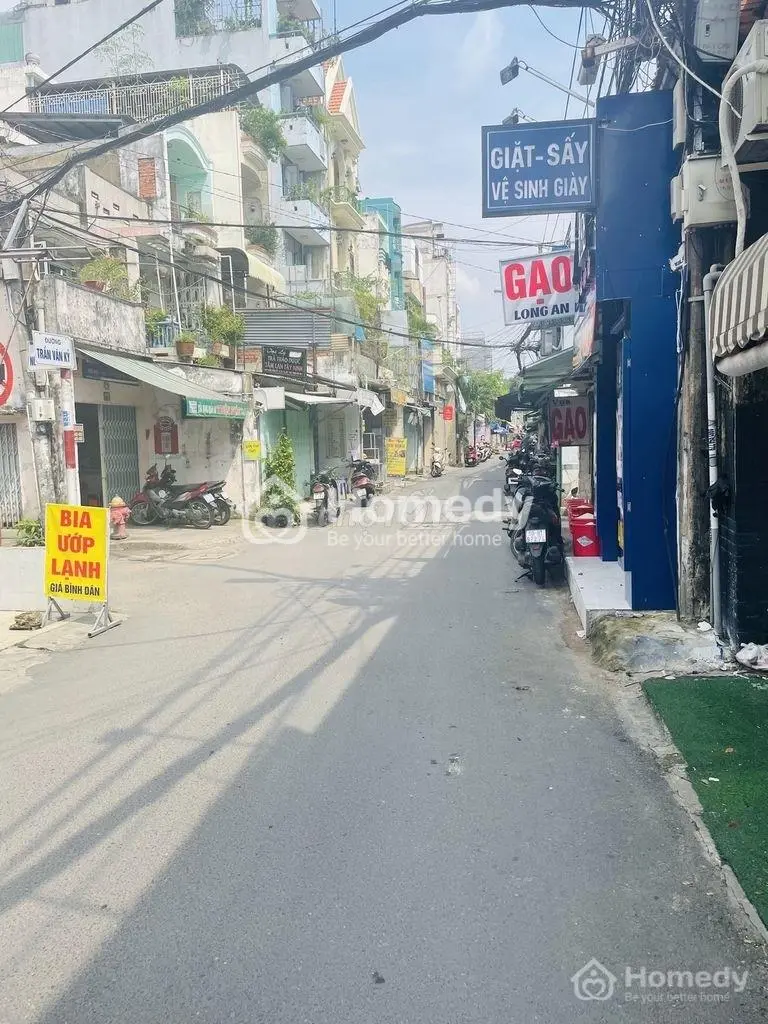 6065127 ảnh đại diện 1