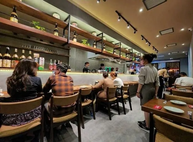 Nhà Hàng Số 33 Tôn Thất Thiệp, Q1. Dt: 5X20M, Kc: Trệt 2 Lầu. Gía: 125