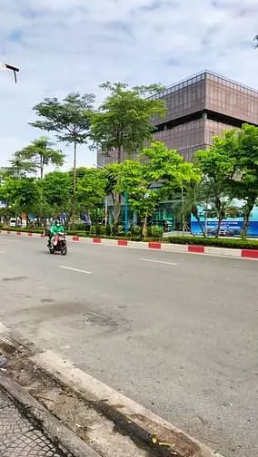 Mp.ngọc Trì Cổ Linh-7 Tầng Kinh Doanh Ngày Đêm-Vị Trí Đẹp- Cho Thuê+ Ở