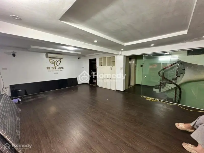 Cho Thuê Văn Phòng Nguyễn Xiển, Diện Tích 35 M2, Phù Hợp Văn Phòng Đại Diện