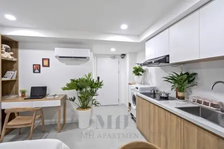Studio Nằm Ngay Trần Xuân Soạn Gần Lotte Cresant Mall