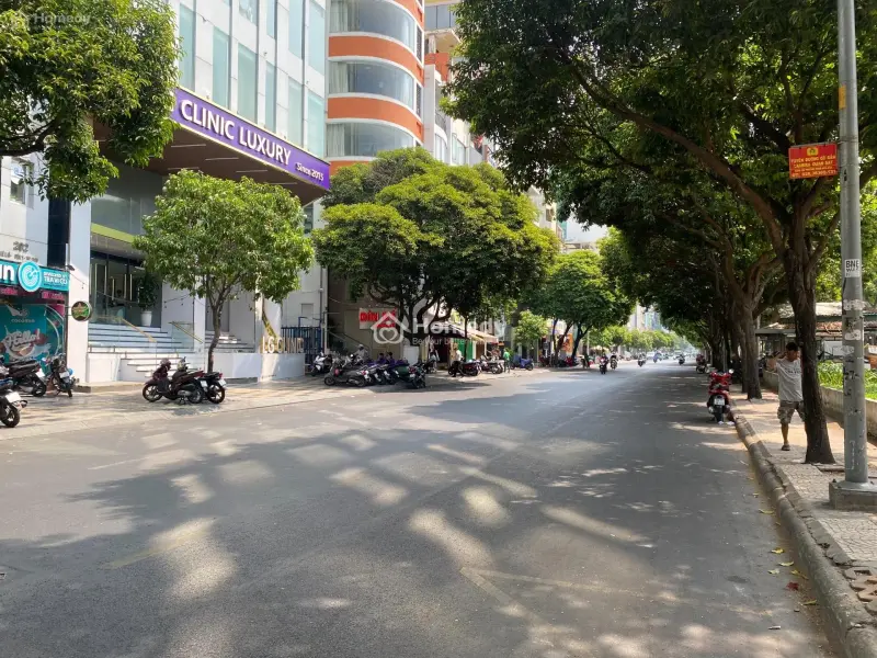 Nhà Mặt Tiền Lê Lai, P. Bến Thành, Dt 8X21, Giá 170 Tỷ Tl