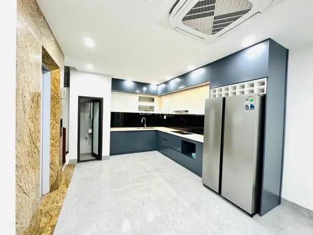 Nhà 6 Tầng Việt Hưng – Gần Chợ, Gần Đê 🏡 Nhà Đẹp Việt Hưng – Ngõ Rộng, Oto Đỗ Cổng – 6 Tầng Ở Nga