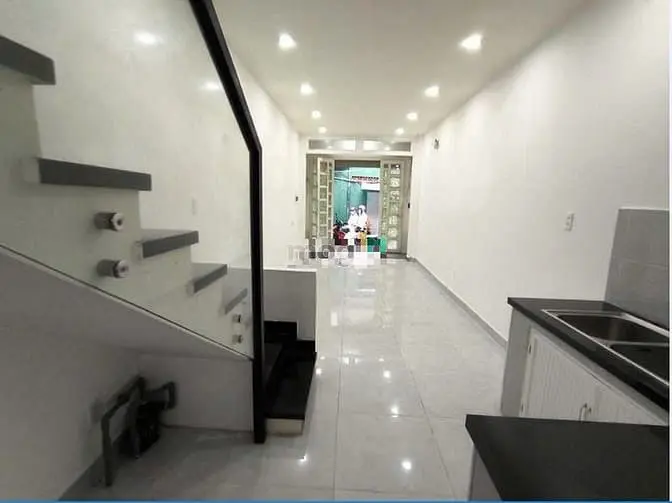 Nhà Mới, (4X14M), 66/8 Ngô Gia Tự Q10