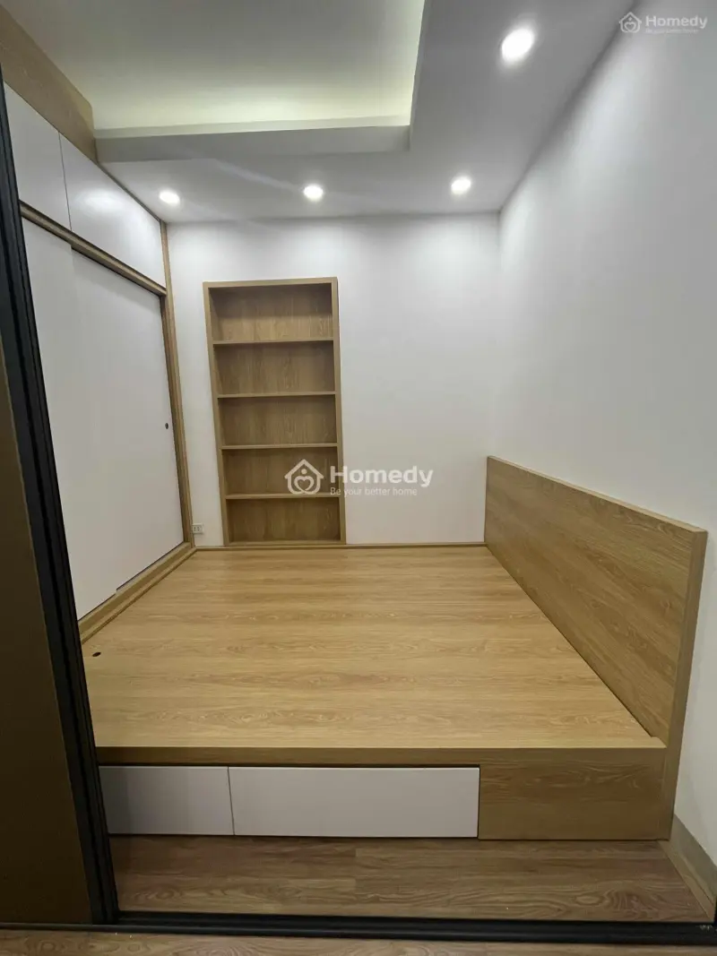 Nhà Tập Thể Tầng 2 Phố Tây Sơn,Ô Tô Đỗ Chân Tập Thể