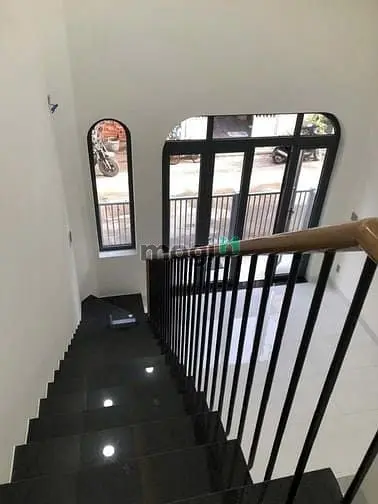 Nhà 1 Trệt 1 Lửng 3Pn, Đ. Man Thiện Ngay Trường Bưu Chính Viễn Thông