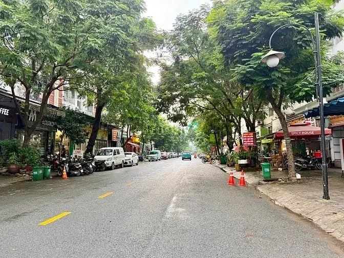Shop Khu Hưng Vượng, Đường Số 6, Phú Mỹ Hưng Giá Thuê Rẻ 29 Triệu/Th