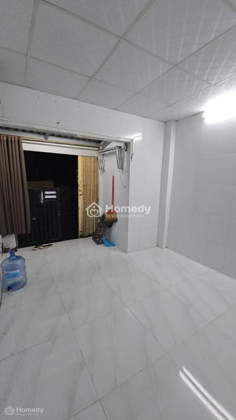 Gấp !! Bán Nhà Chính Chủ Q.4 Đường Nguyễn Tất Thành