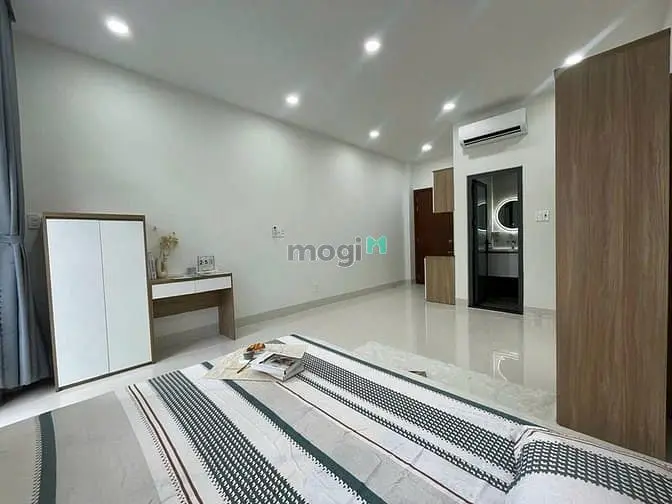 Căn Hộ Rộng 40M2 - Full Nội Thất- Giá Ưu Đãi - Ngay Dương Quảng Hàm