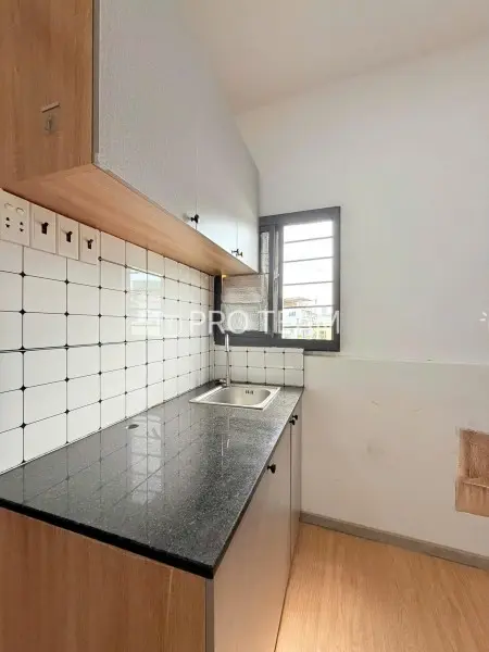 Phòng Full Nội Thất, Không Gian Thoáng Mát - Gần Hàng Xanh - Giáp Q1, Phú Nhuận