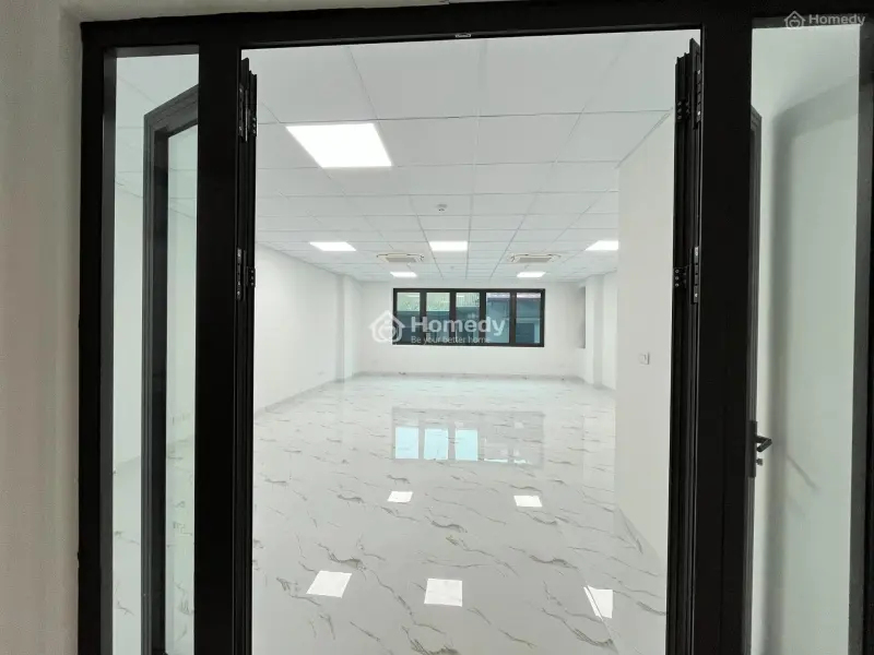 Cho Thuê Văn Phòng Nguyễn Xiển, Văn Phòng Mới Đẹp Vừa Hoàn Thiện, Diẹn Tích 50- 80 M2
