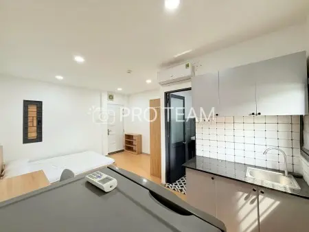 Phòng Full Nội Thất, Không Gian Thoáng Mát - Gần Hàng Xanh - Giáp Q1, Phú Nhuận