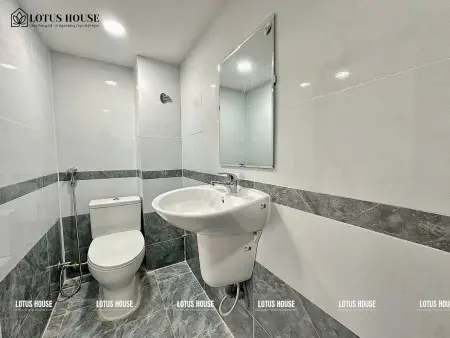 Cho Thuê Căn Duplex Tại Đường Kênh Tân Hóa, Tân Phú.