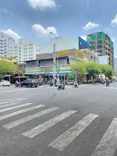 Quán Cafe Góc 2Mt Số 210 Cô Bắc, Q1. Dt: 20X30M. Kc: Trệt 1 Lầu