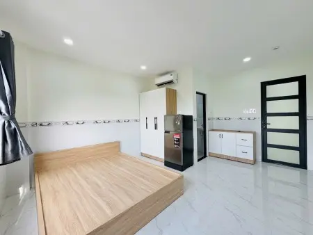 Phòng Mới Toanh Siêu Thoáng Ngay Cầu Tham Lương Tân Bình