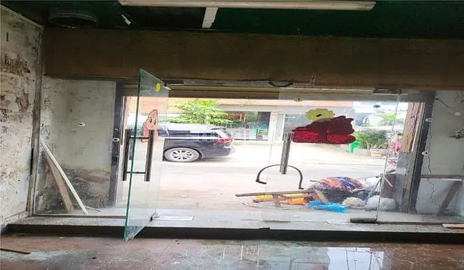 Nhà 1 Trệt 1 Lầu 12Tr/Th Hẻm Xe Hơi Nguyễn Hữu Cảnh (Gần Vinhomes)