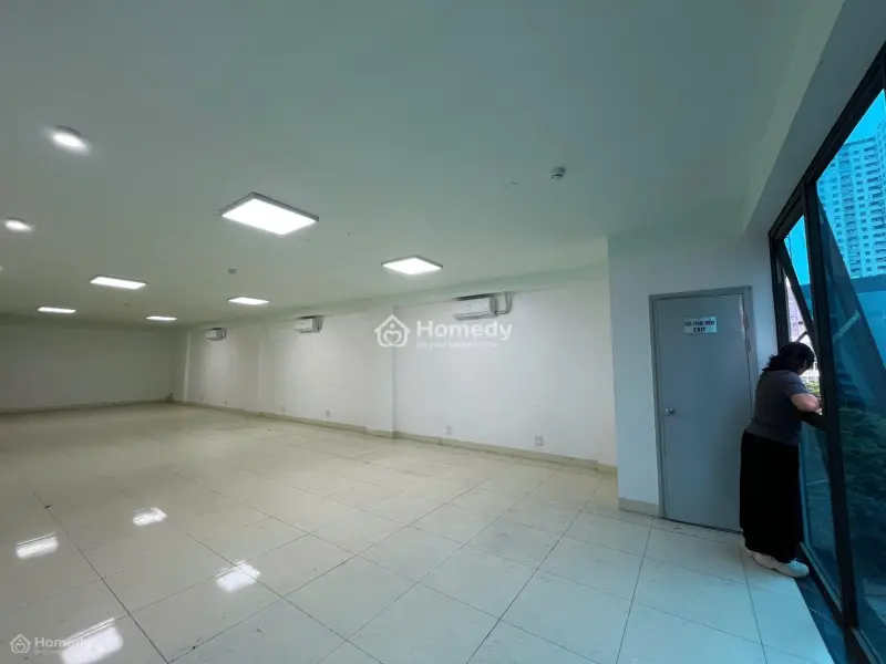 Cho Thuê Văn Phòng Tại Phùng Hưng- Yên Xá, Văn Phòng 120 M2 /Tầng Thông Sàn Giá Rẻ