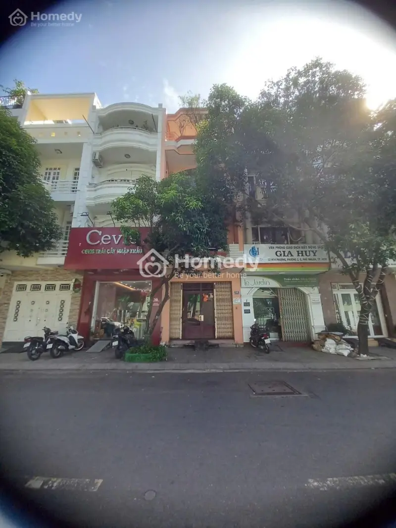 6065770 ảnh đại diện 1