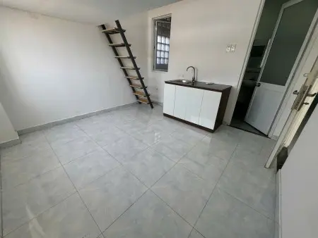 Phòng Gác Rộng - Cửa Sổ Trời Siêu Thoáng - Gần Chợ An Nhơn