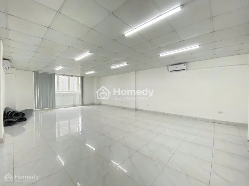 Cho Thuê Văn Phòng Nguyễn Xiển, Diện Tích 70 M2, Điều Hoà Đầy Đủ, Vị Trí Gần Ngã Tư Nguyễn Trãi