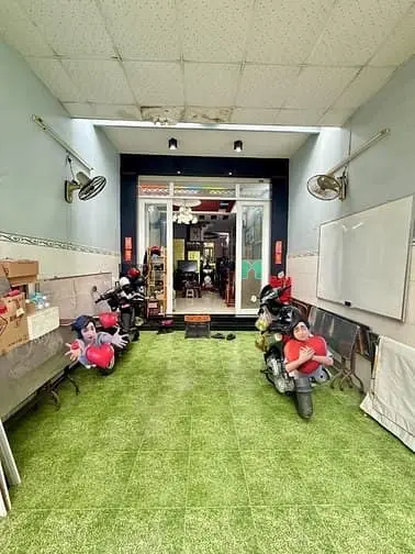 Trịnh Đình Trọng Hẻm Xe Tải 4.2M X 22.3M - 4 Tầng. Chỉ 14.99 Tỷ