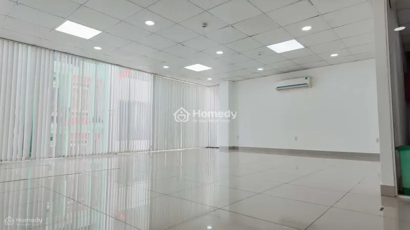 Chính Chủ Cho Thuê Văn Phòng 105M2 Thông Thoáng Đường Trần Huy Liệu, Phú Nhuận