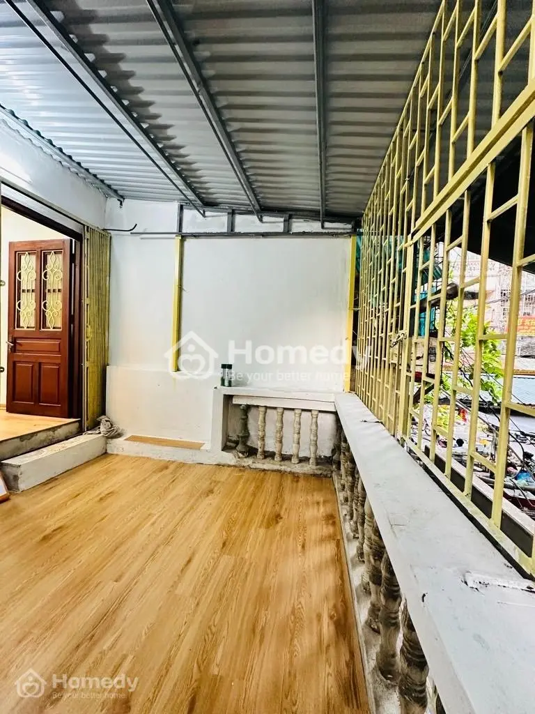 Tập Thể Tầng 2-Vị Trí Trung Tâm-1 Bước Ra Phố -Tiện Ích Xung Quanh Đầy Đủ