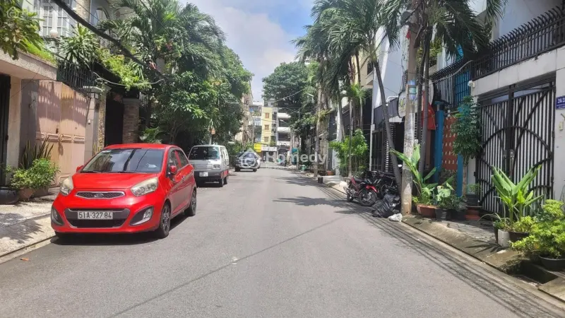 Tân Bình - Khu K300 - Hẻm 10M Nguyễn Minh Hoàng - 7.9M X 17M - 134,3M2 Đất - Hầm + 2 Lầu St - 36 Tỷ