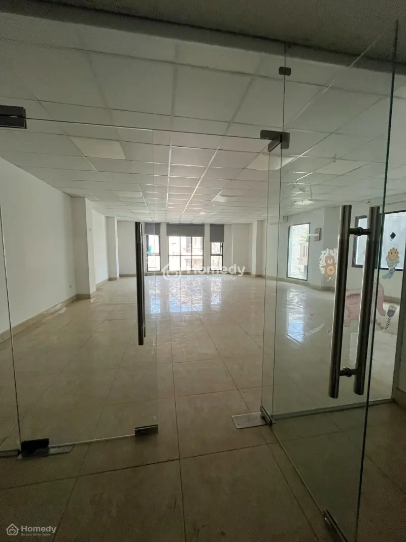 Cho Thuê Văn Phòng Mễ Trì Thượng, 100 M2., Sàn Thông, Lô Góc Giá Cho Thuê Chỉ 11 Tr/Tháng