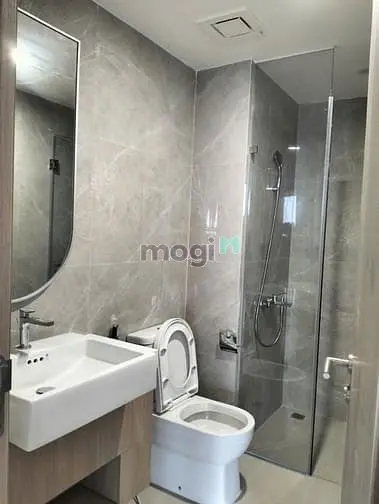 Căn 2Pn2Wc View Triệu Đô - Căn Góc- Giá Tốt - Cao Cấp Nhất Khu Đông