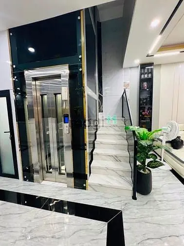 🏡 Nhà Phố 4 Tầng Có Thang Máy – Gần Mặt Tiền Nguyễn Bình