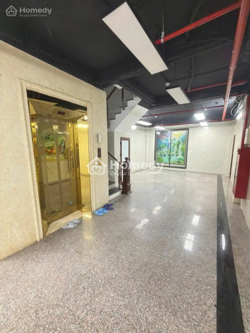 Mặt Phố Thịnh Quang, Đống Đa 100M2, 9 Tầng, Giá: 38.5 Tỷ, Mt: 5.5M, Cho Thuê 120 Triệu 0979269***