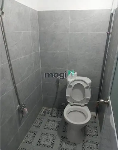 Cần Cho Thuê Mặt Bằng 4X18M 20Tr/Th Mặt Tiền Nguyễn Duy Trinh Sầm Uất